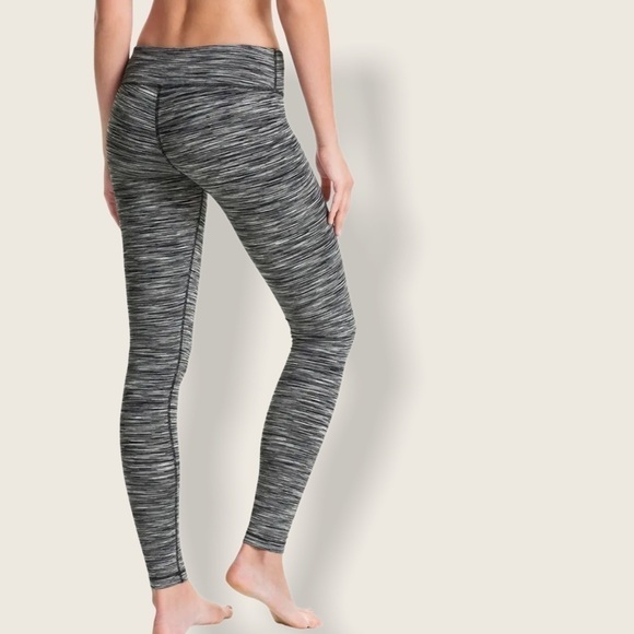 🍋zella Live in Space Dye Leggings size L - Picture 2 of 8